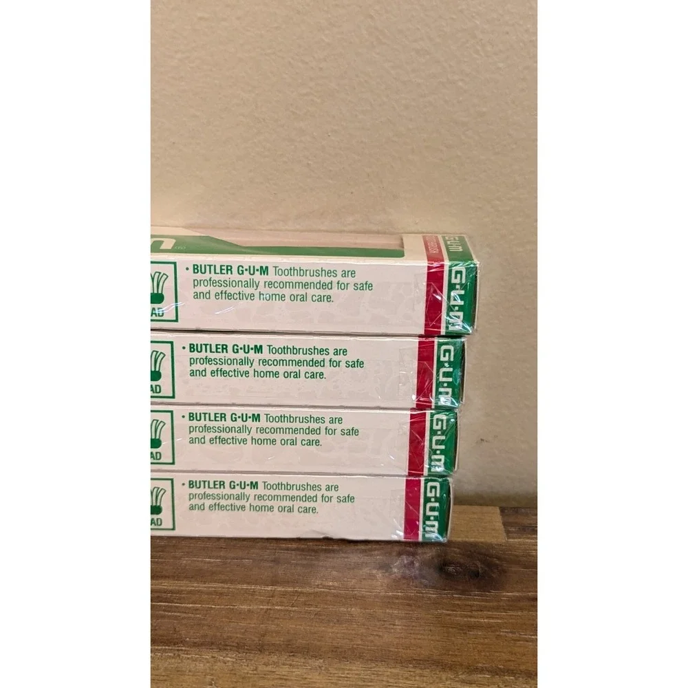 Vintage Butler GUM Toothbrushes 411 P Adult Size NOS Sealed (Lot Of 4) Red Blue